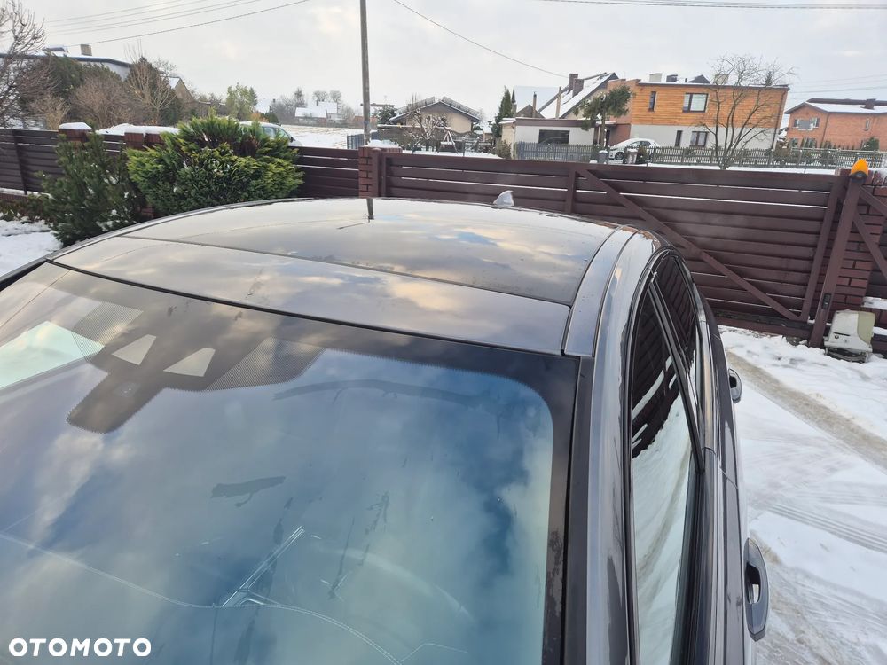 Jaguar XF 3.0 TDV6 R-Sport - 12