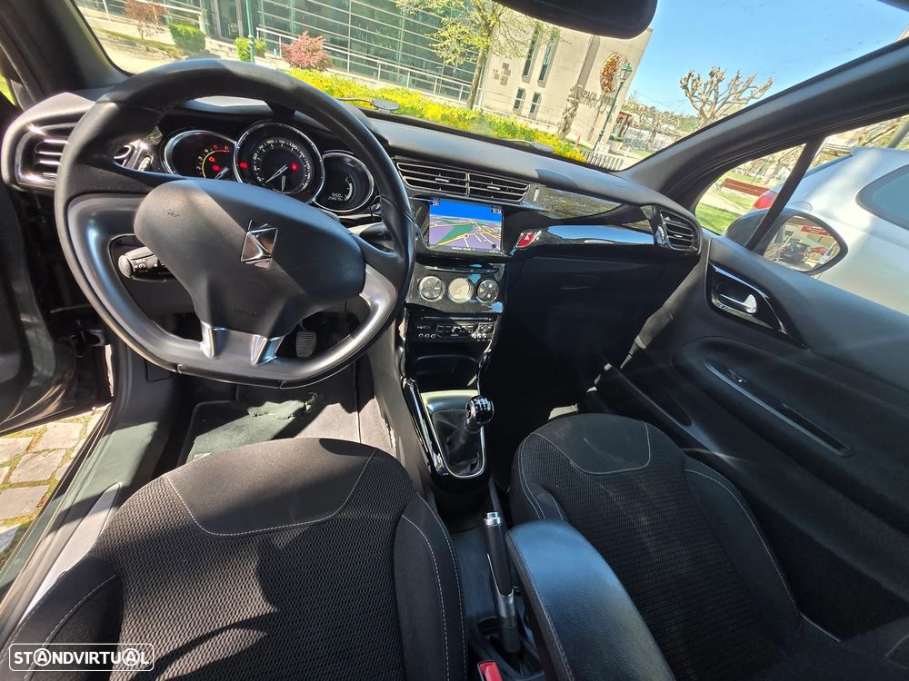Citroën DS3 1.6 e-HDi So Chic - 8