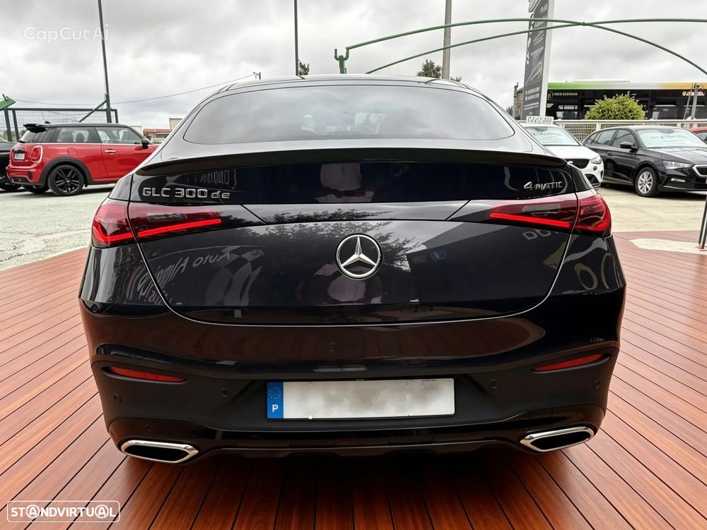 Mercedes-Benz GLC 300 de 4Matic - 9