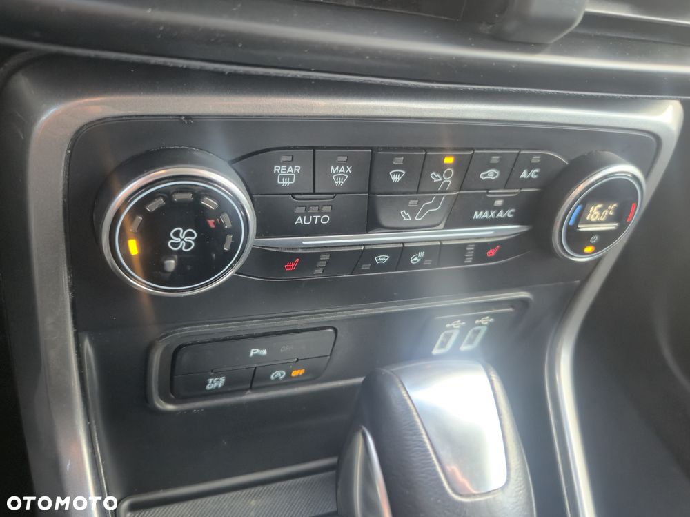 Ford EcoSport 1.0 EcoBoost TITANIUM - 11