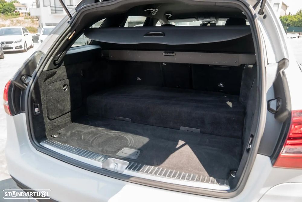 Mercedes-Benz C 300 de T 9G-TRONIC AMG Line - 29