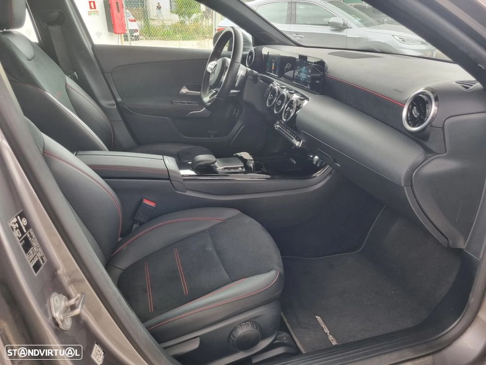 Mercedes-Benz A 250 Limousine e AMG Line - 11