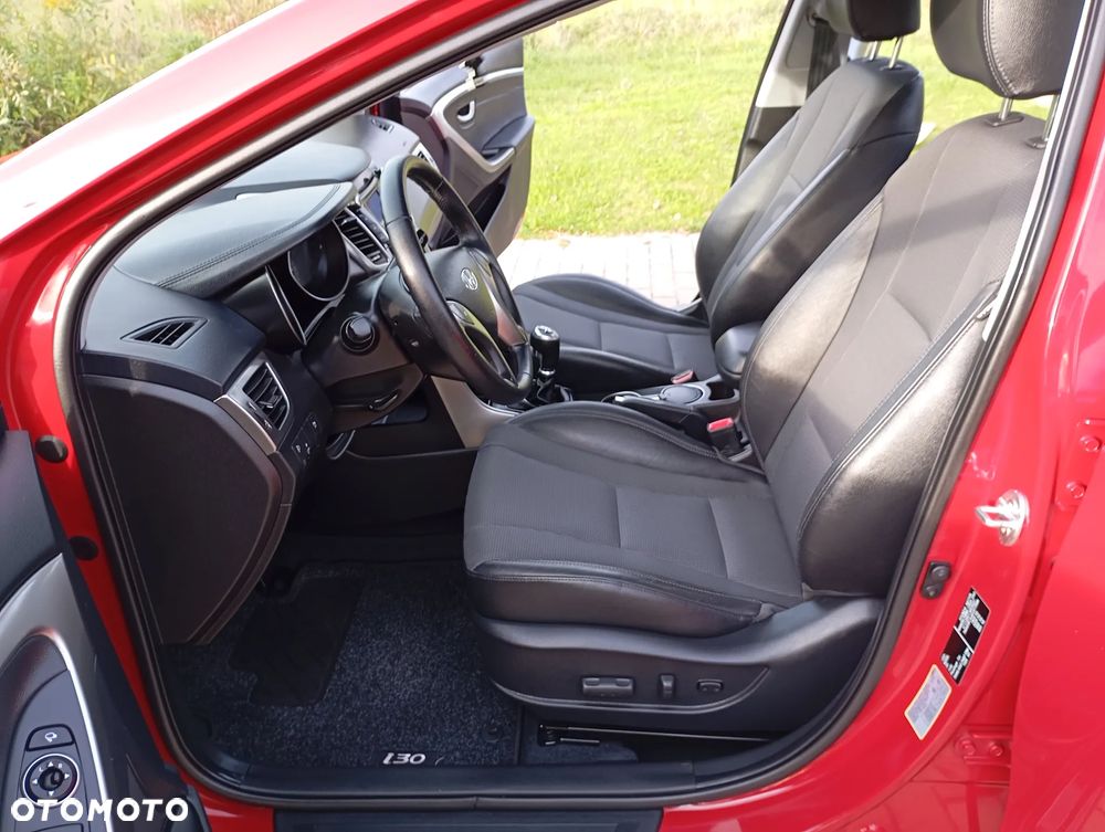 Hyundai i30 1.4 Premium - 25