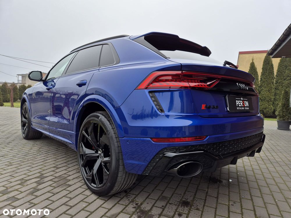 Audi RS Q8 - 4