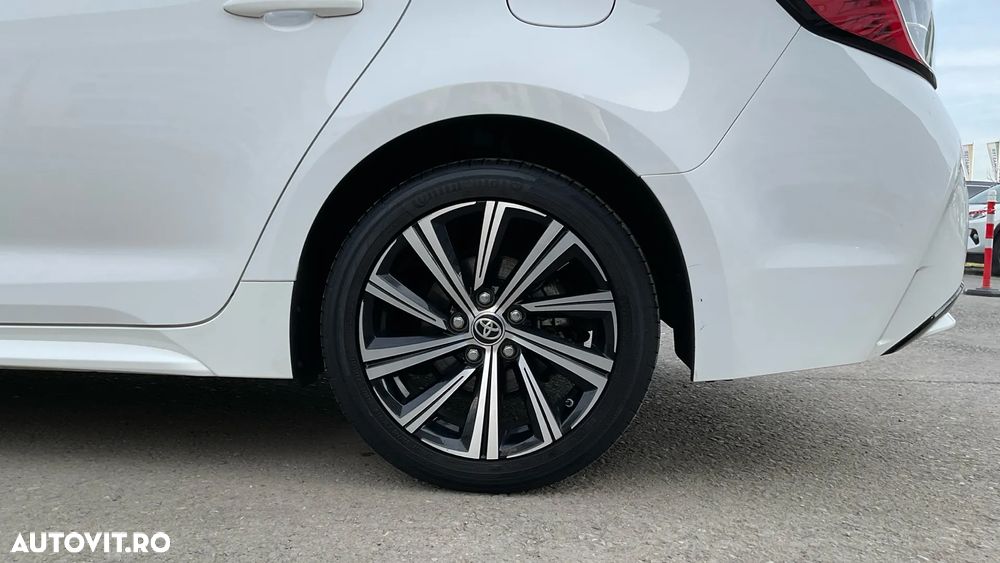 Toyota Corolla 1.8 Hybrid Touring Sports - 12