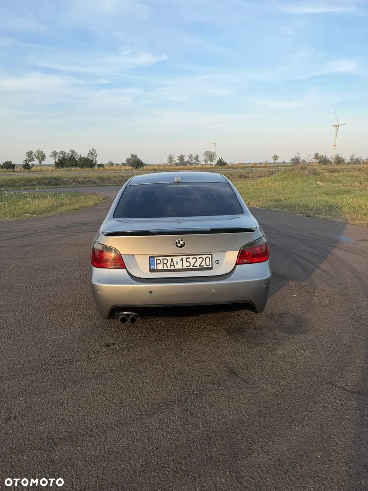 BMW 5 Series 2003 photo 4