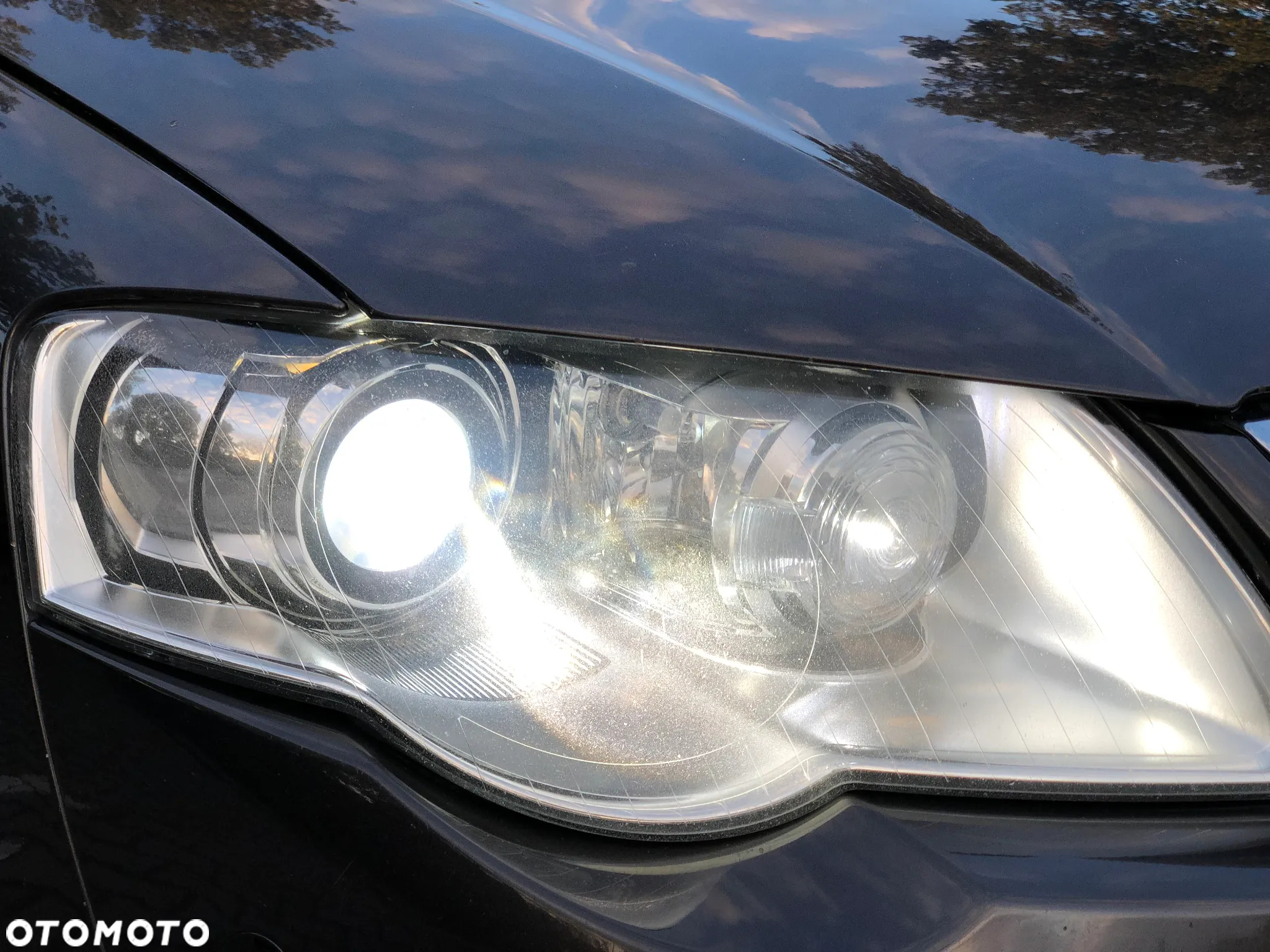Volkswagen Passat Variant 2.0 TDI DPF DSG Highline - 39