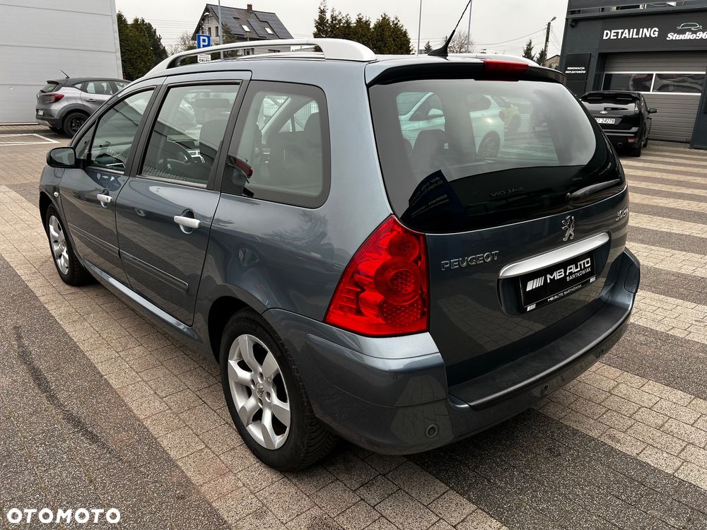 Peugeot 307 HDi 135 Premium - 8
