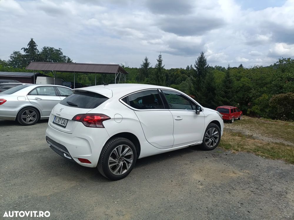 Citroën DS4 1.6 e-HDI Airdream BMP6 Chic - 1