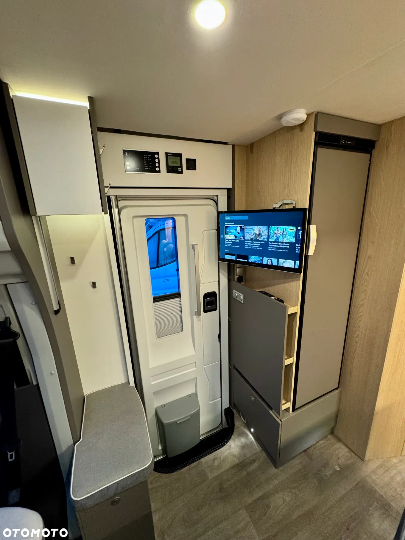 LMC Hymer H664 2023 Jak NOWY piękny kamper półintegra 4os bdb dopos. FV23% - 23
