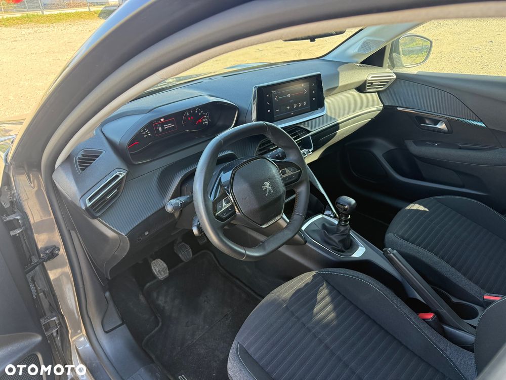 Peugeot 208 Benzin 100 Style - 9