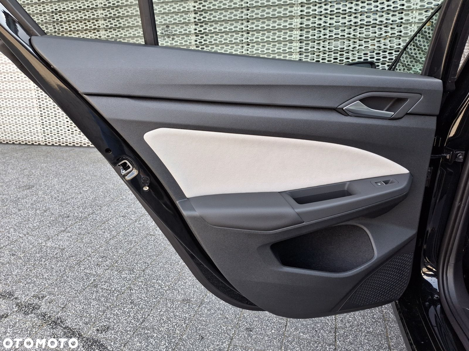 Volkswagen Golf - 12