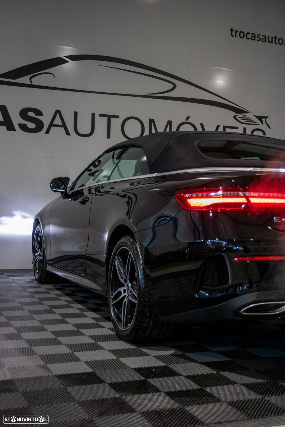 Mercedes-Benz E 450 4-Matic AMG Line Aut. - 26