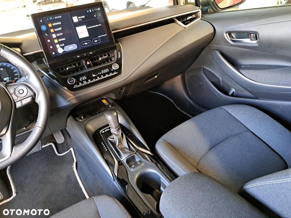 Toyota Corolla 1.8 Hybrid Comfort - 29