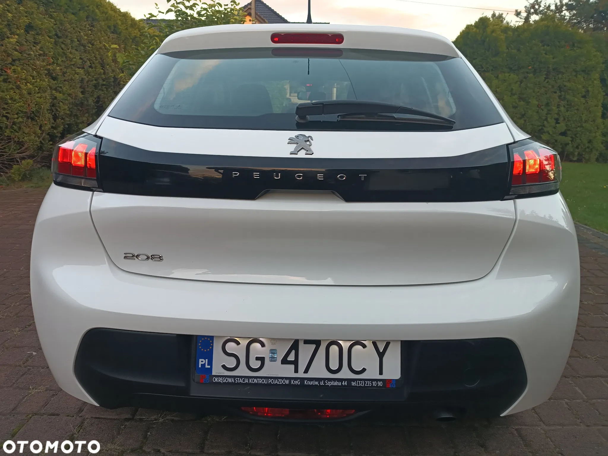 Peugeot 208 - 13