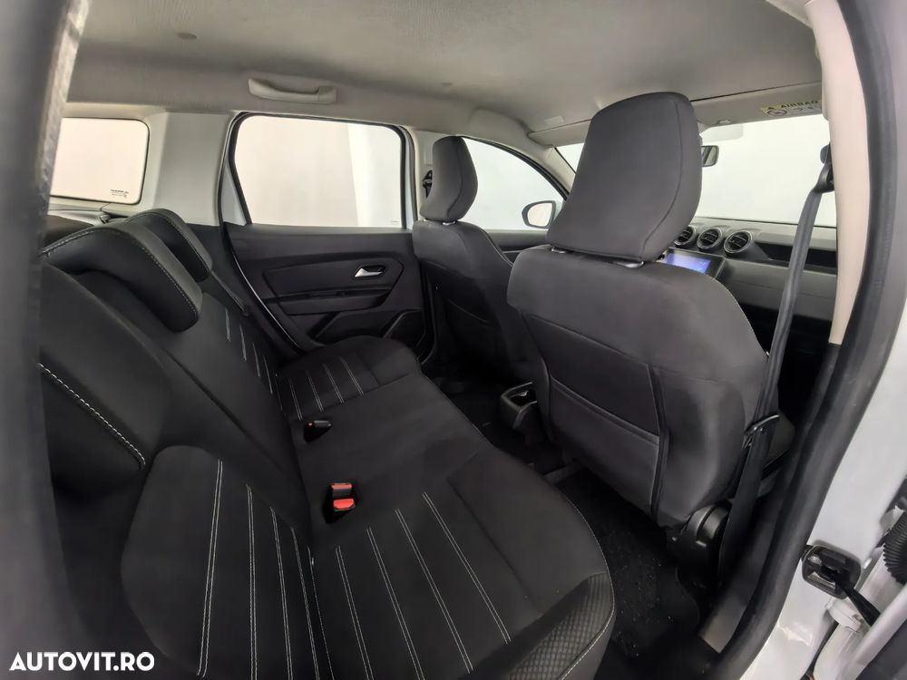 Dacia Duster 1.5 Blue dCi 4WD Comfort - 27