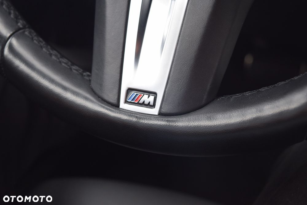 BMW Seria 3 320d xDrive M Sport sport - 21