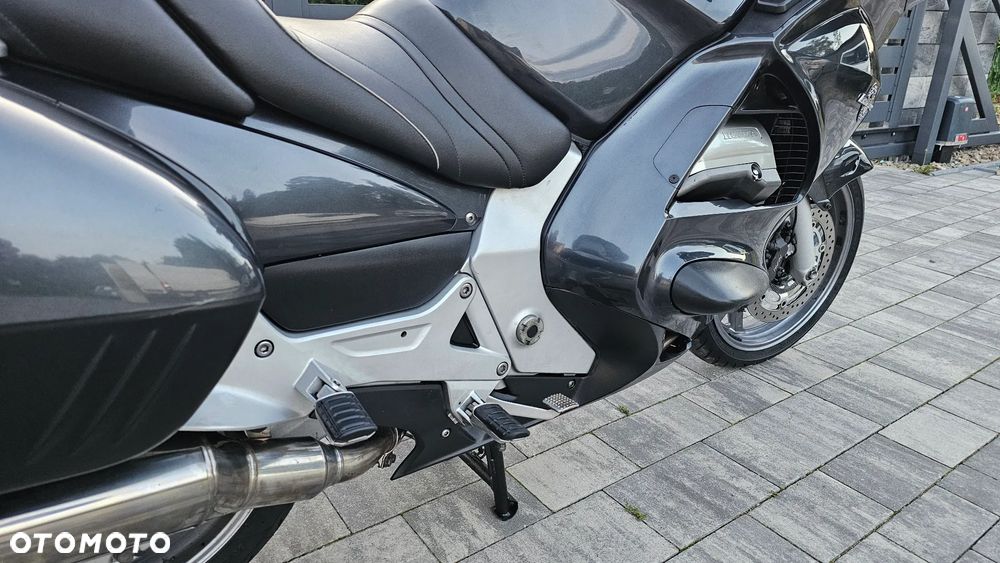 Honda ST - 10