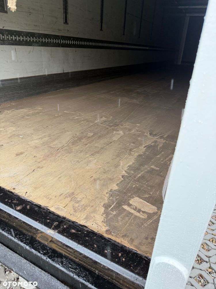 Krone izoterma  ROLETA dopellstock os podnoszona 3 szt - 11