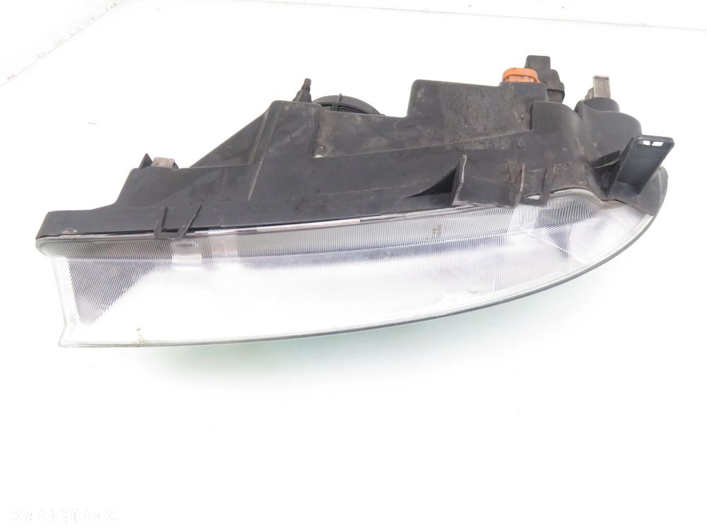 LAMPA PRAWA PRZEDNIA RENAULT MEGANE I LIFT 087462 - 4