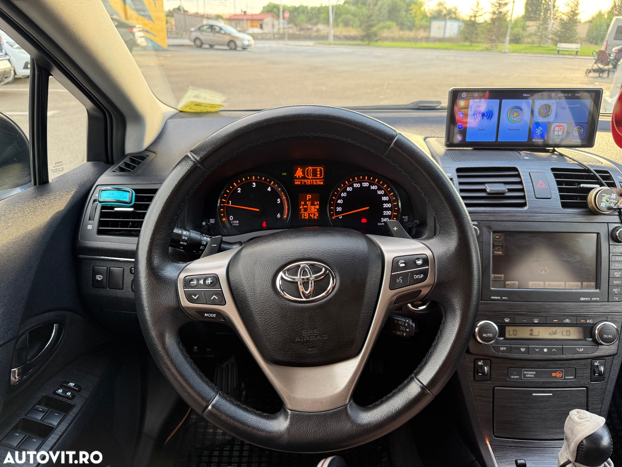 Toyota Avensis 2.2 D-CAT Aut Elegance - 6