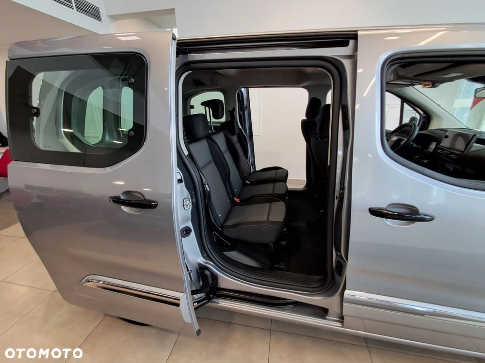 Toyota Proace City - 19