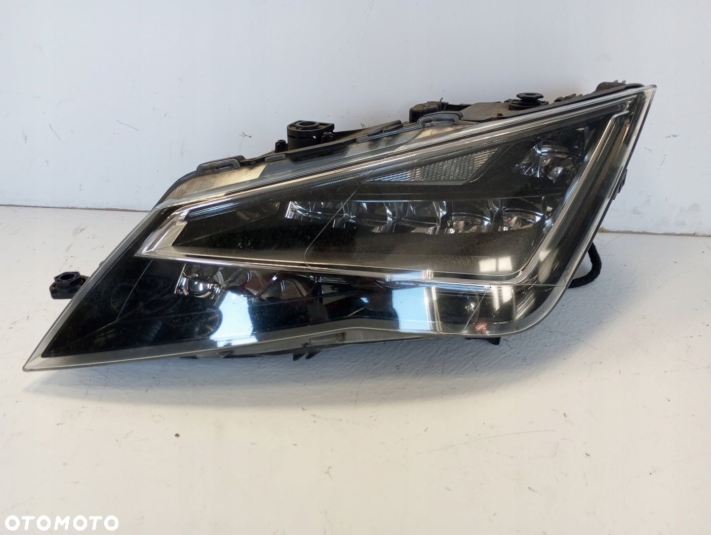 Lampa LEWA FULL LED SEAT LEON 5F0 5F1941007B PRZEDNIA - 1
