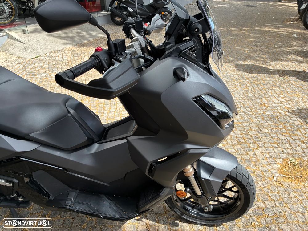 Honda ADV 350 - 5