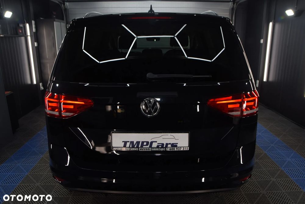 Volkswagen Touran 2.0 TDI SCR DSG Comfortline - 38