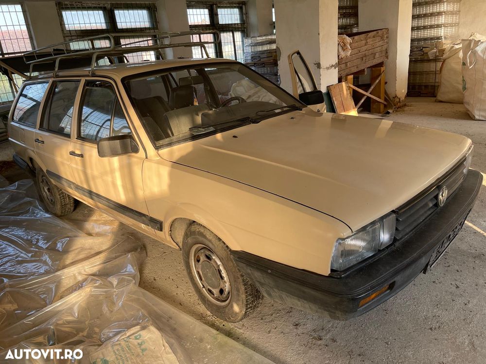 Volkswagen Passat - 12