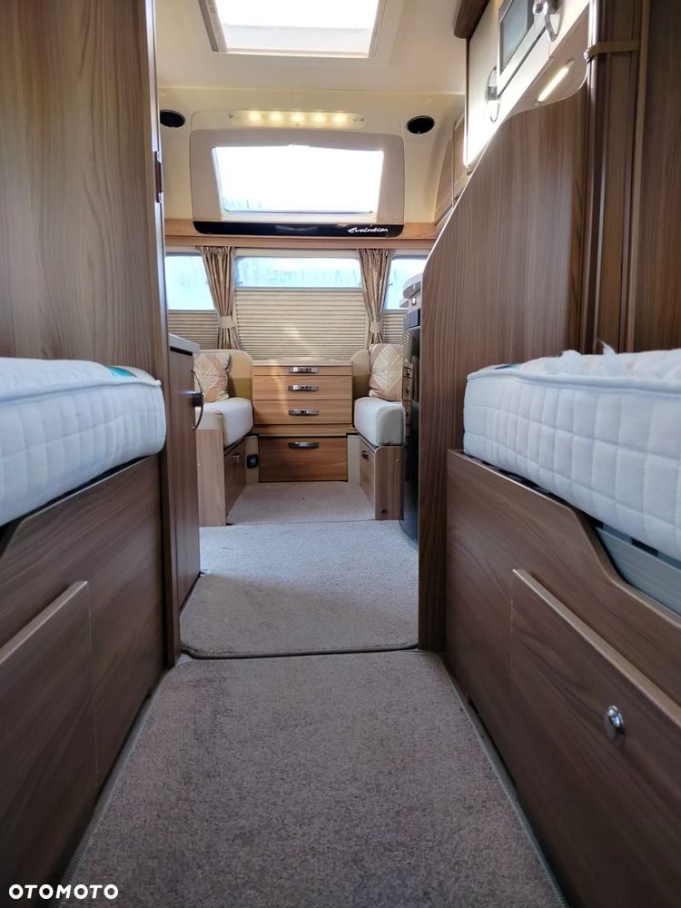 SWIFT Challenger Evolution 565 - 18