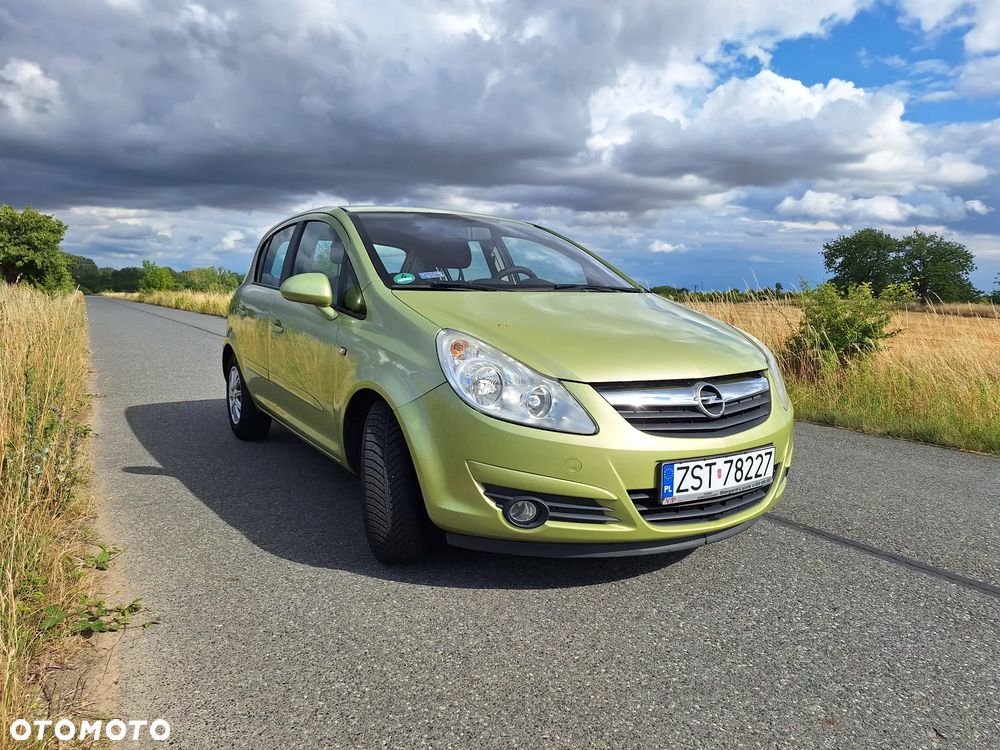 Opel Corsa 1.4 16V Cosmo - 5