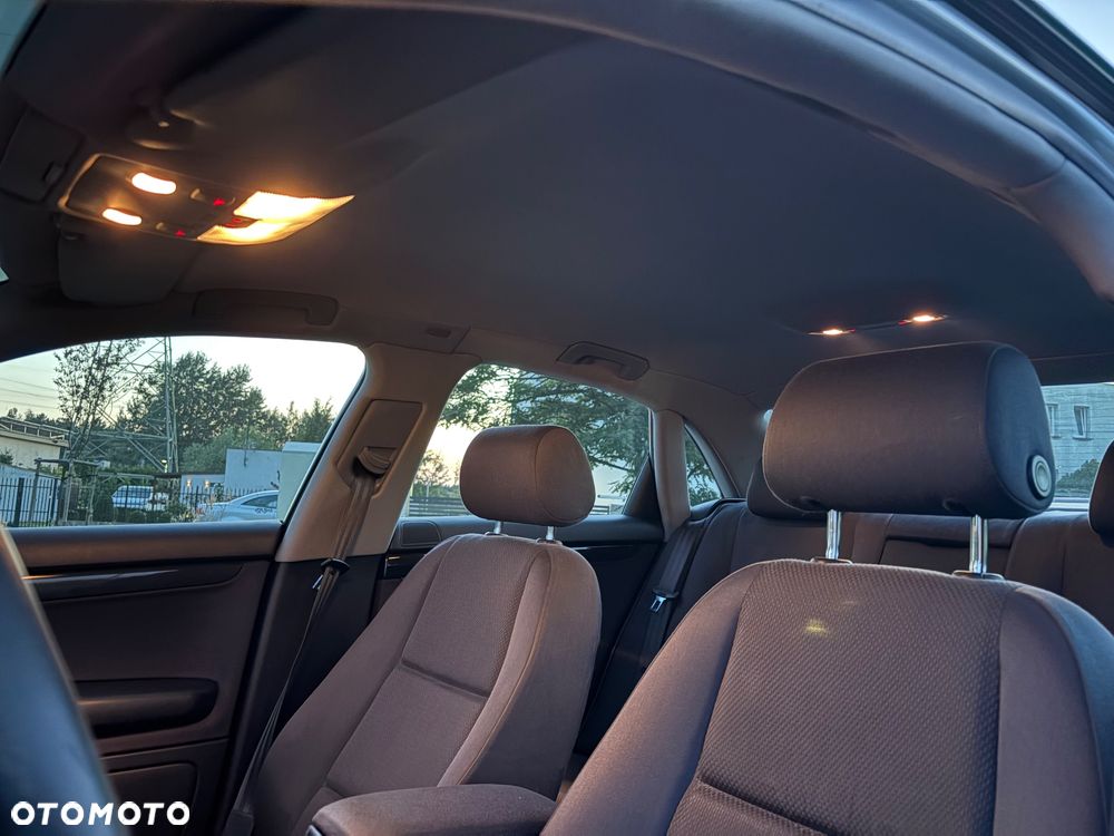 Audi A4 Limousine 1.8T - 21