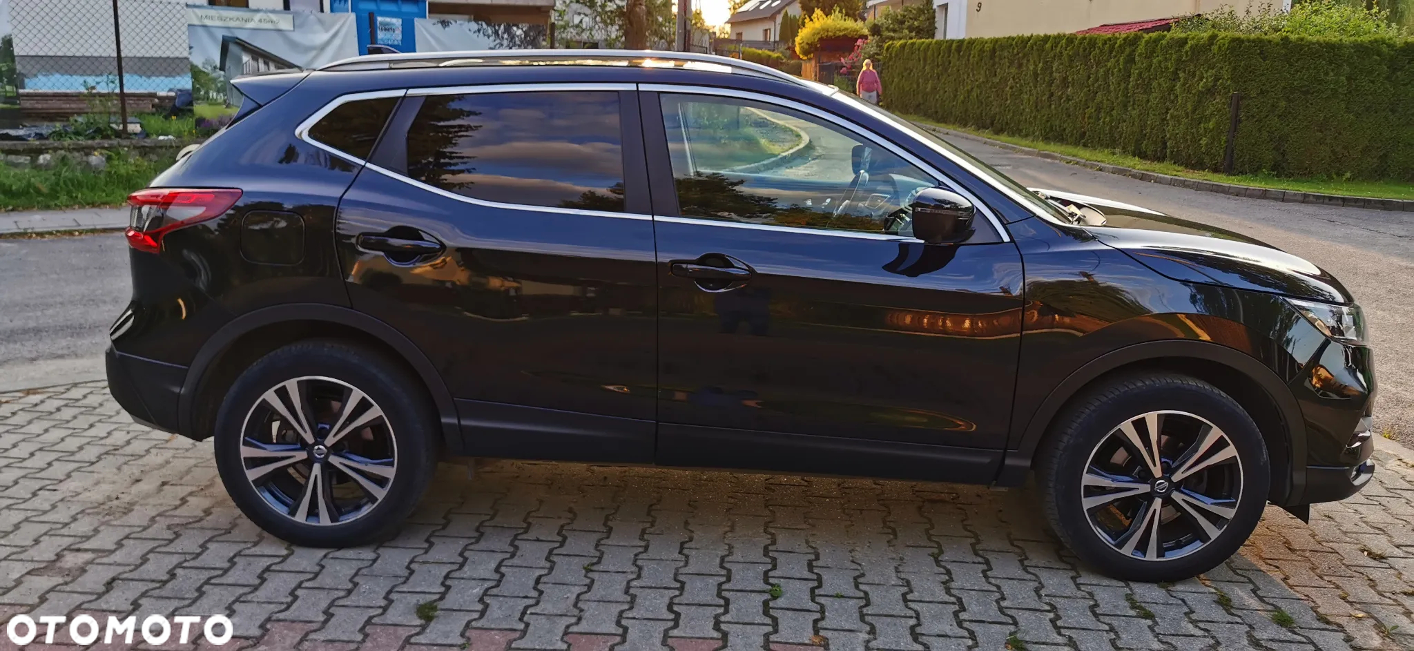 Nissan Qashqai 1.6 DIG-T N-Connecta - 21