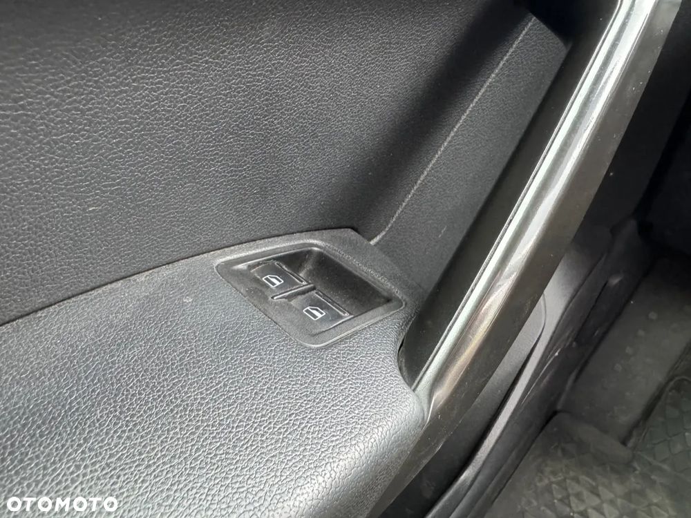 Volkswagen Caddy - 9