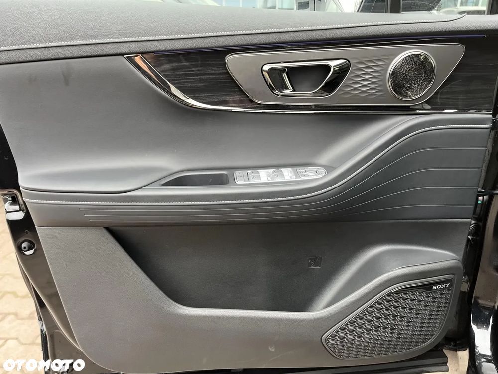 Omoda E5 63.2kWh Premium - 12