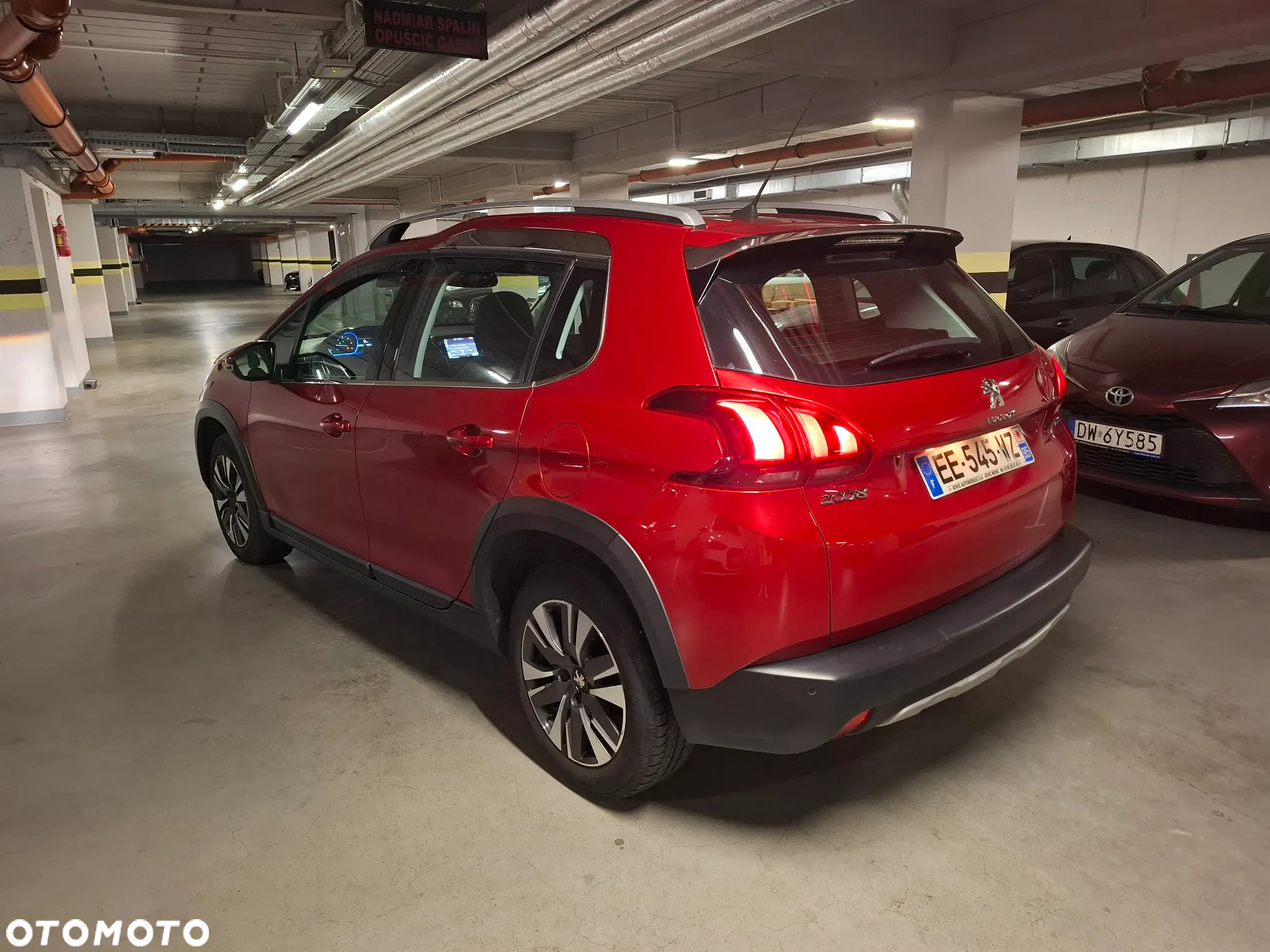 Peugeot 2008 1.6 BlueHDi Allure - 4