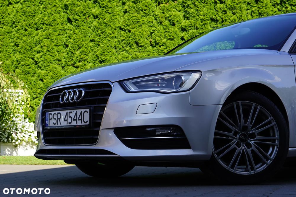 Audi A3 Sportback 2.0 TDI S tronic - 10