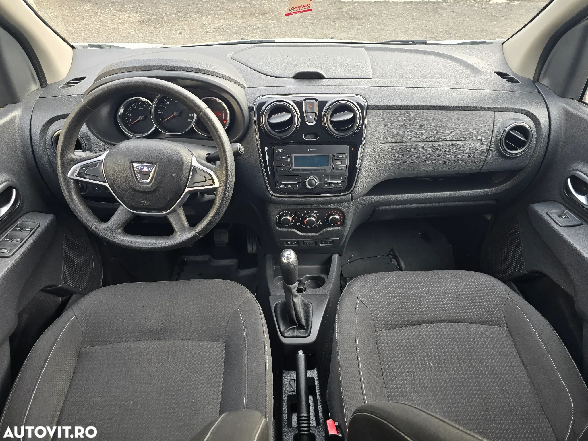Dacia Lodgy 1.6 SCe Laureate - 14