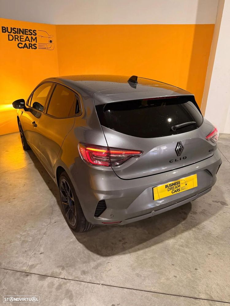 Renault Clio 1.6 E-Tech Full Hybrid Esprit Alpine - 12