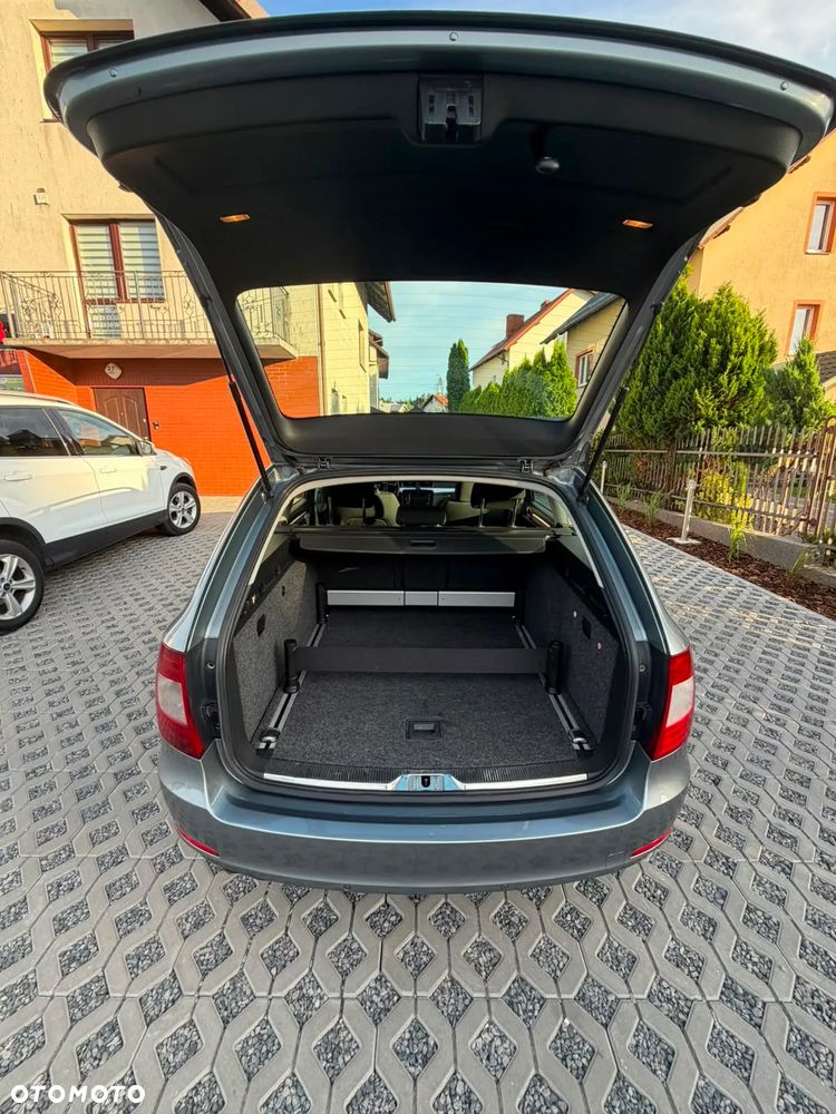 Skoda Superb 2.0 TDI L&K - 8