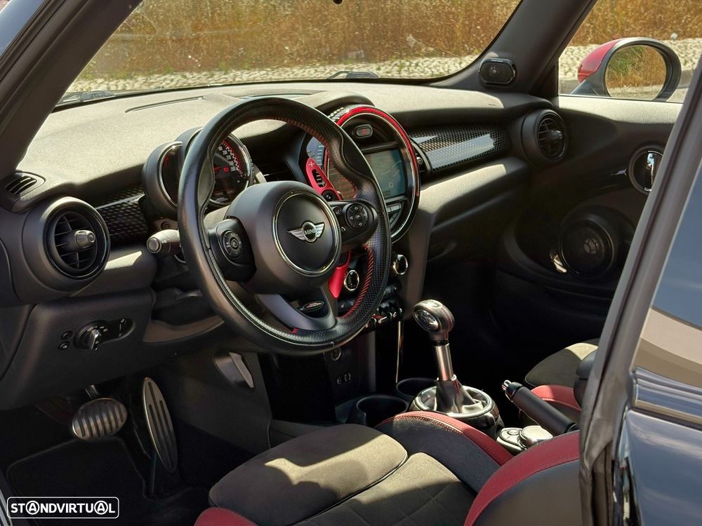 MINI 3 Portas John Cooper Works Sport Aut. - 9