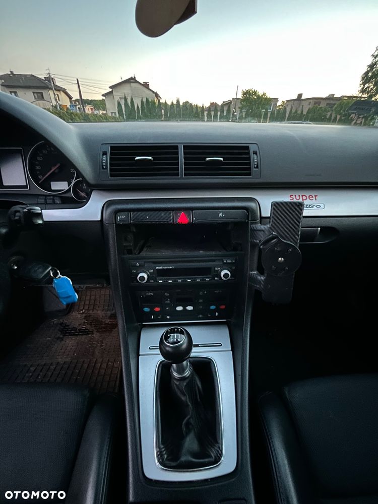 Audi A4 Avant 1.8T Quattro - 11