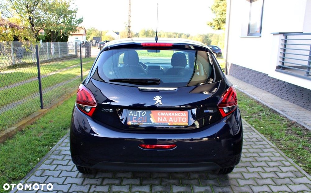 Peugeot 208 - 6