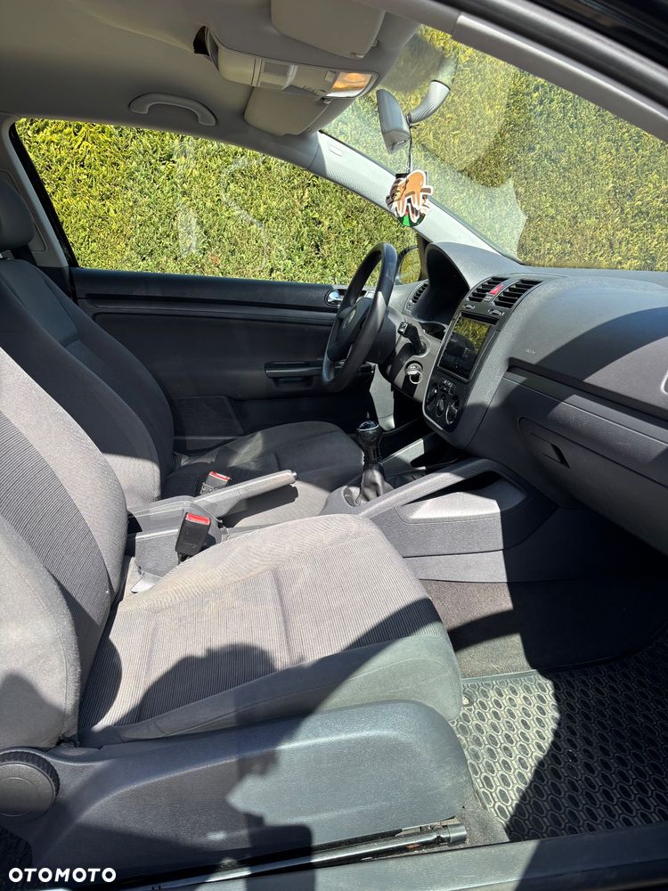 Volkswagen Golf 1.6 FSI Goal - 11