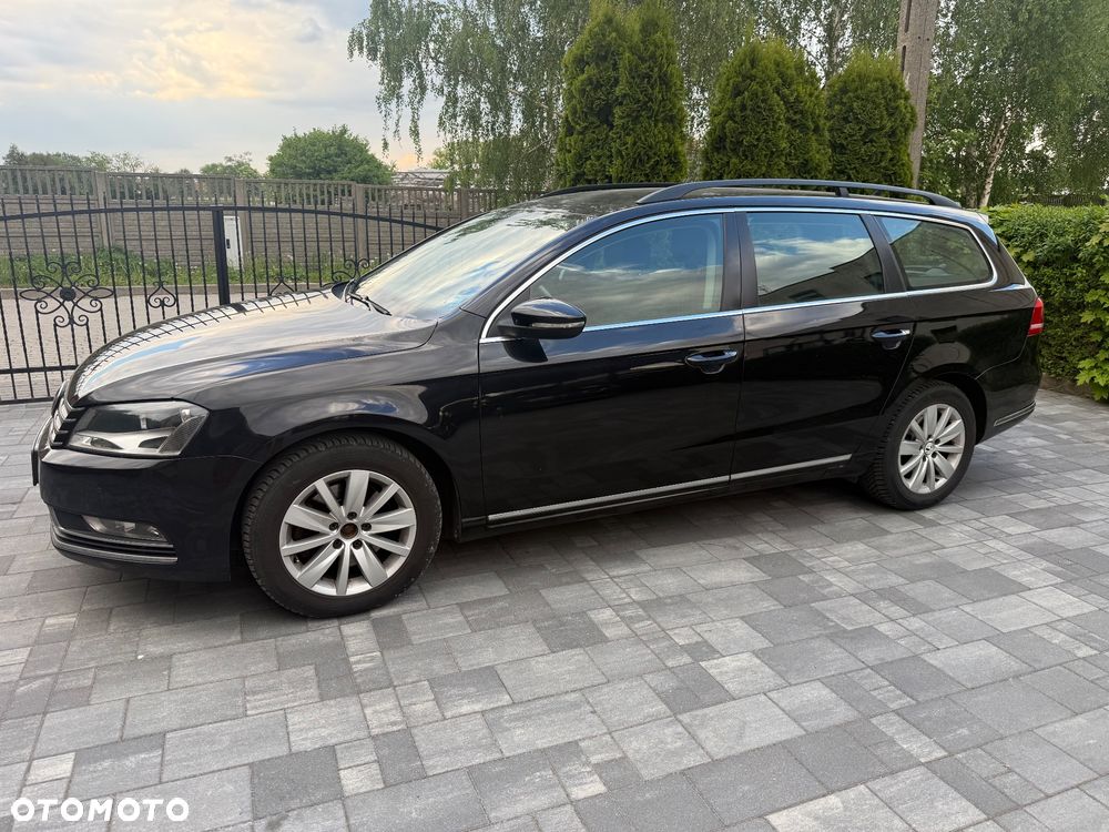 Volkswagen Passat - 2