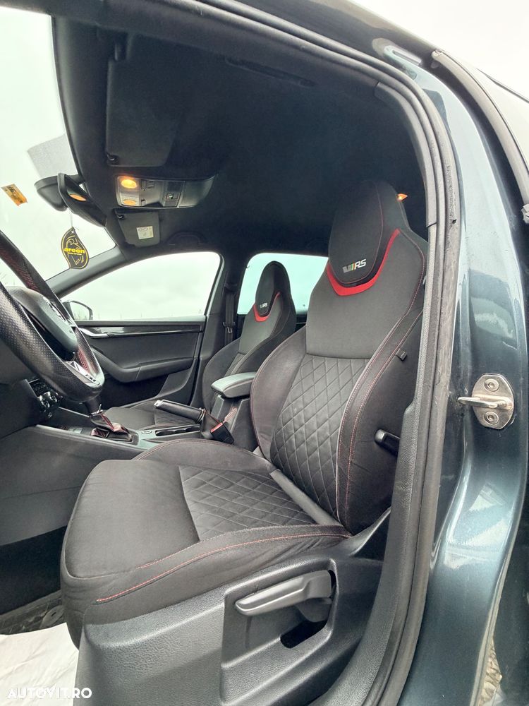 Skoda Octavia 2.0 TDI DSG RS - 8