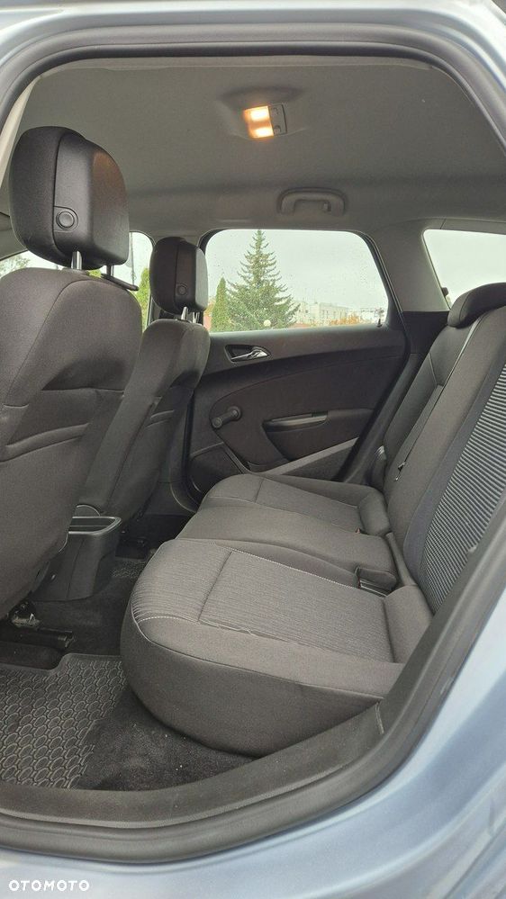 Opel Astra - 20