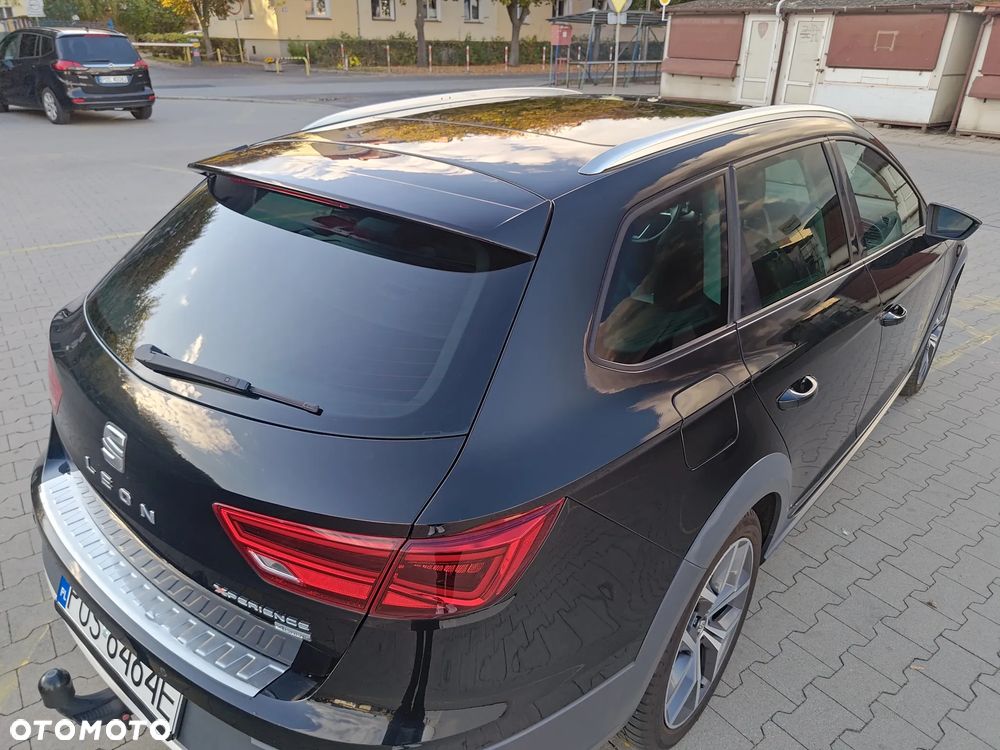 Seat Leon Sportstourer 2.0 TDI Start&Stop 4Drive DSG X-Perience - 9