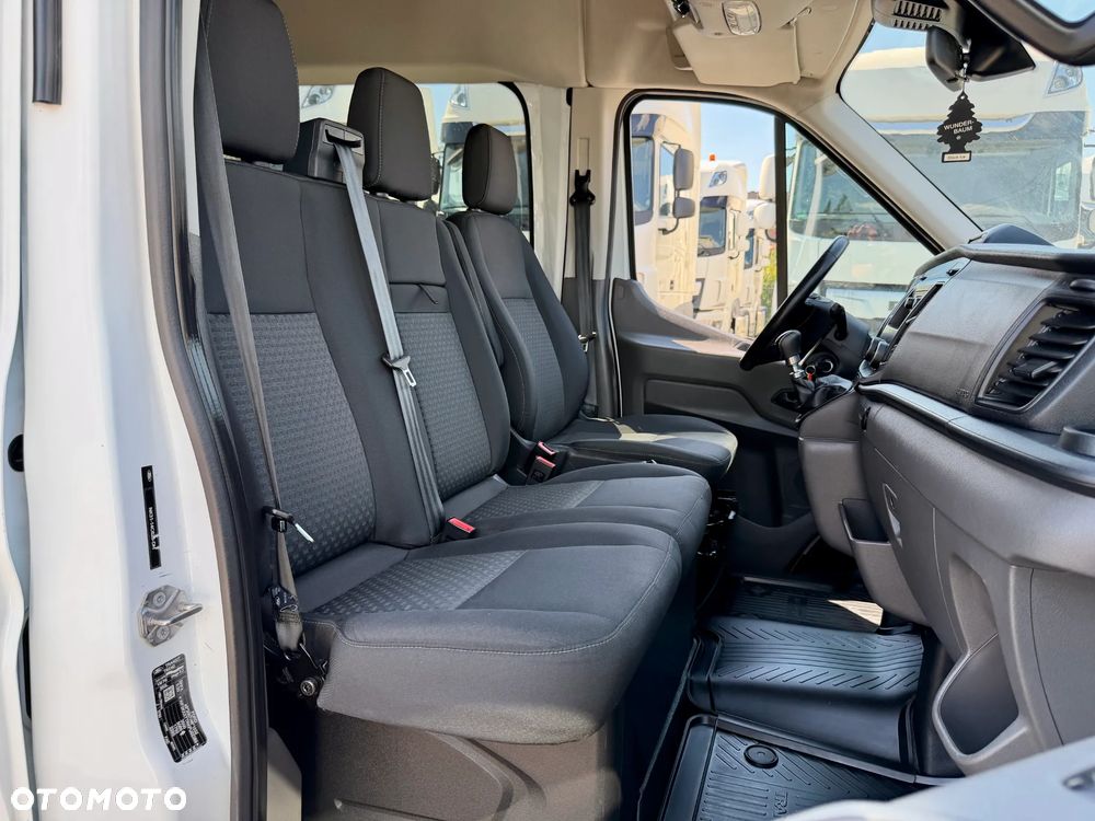 Ford Transit Kombi L3H2 Limited - 14